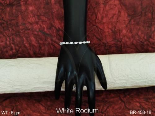 BR-458-18-WHITE