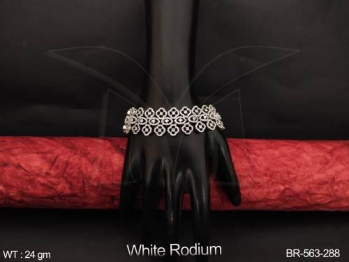 BR-563-288-WHITE