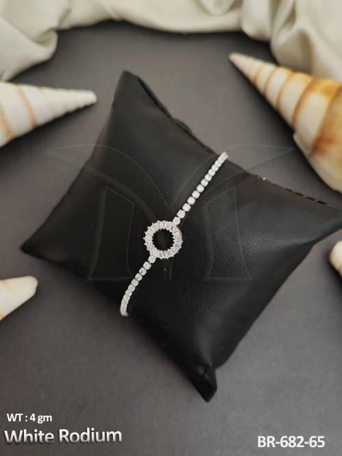 BR-682-65-WHITE