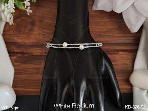 KD-826-92-WHITE