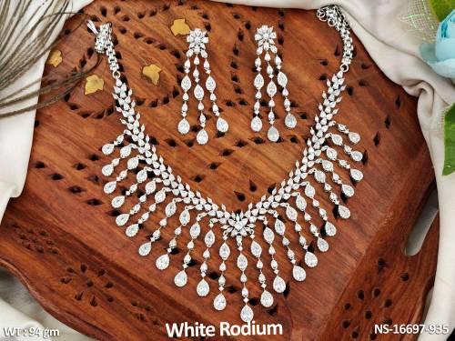 NS-16697-935-WHITE