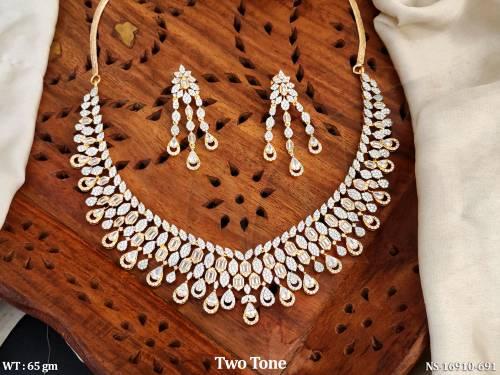 NS-16910-691-WHITE