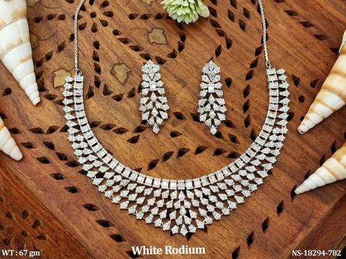 NS-18294-782-WHITE