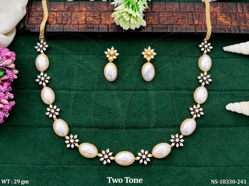 NS-18330-241-WHITE