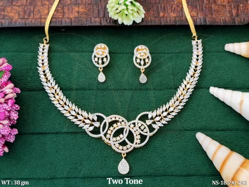 NS-18590-293-WHITE