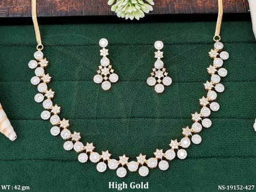 NS-19152-427-WHITE