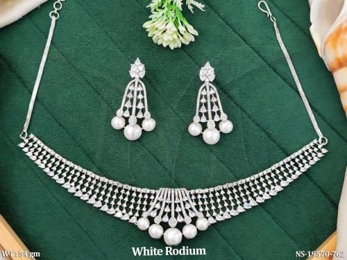 NS-19570-762-WHITE