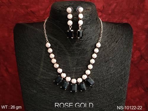 NS-10122-22-BLACK
