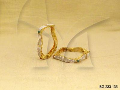 BG-233-135-RUBY GREEN/2 X 4