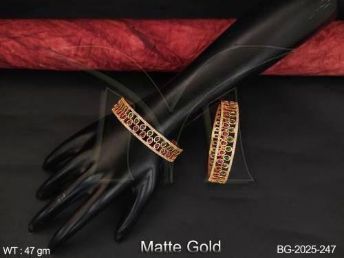 BG-2025-247-RUBY GREEN/2 X 2