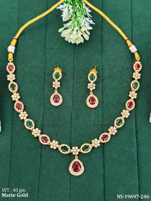 NS-19697-246-Ruby green white