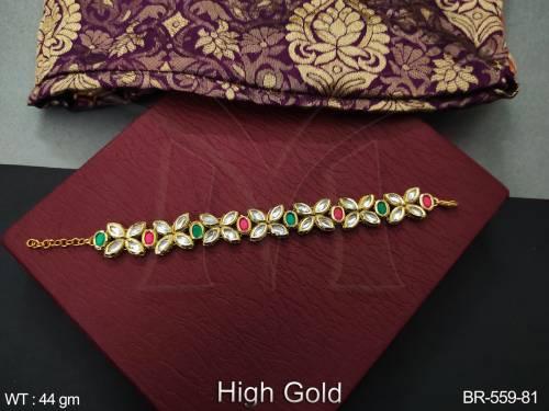 BR-559-81-RUBY GREEN