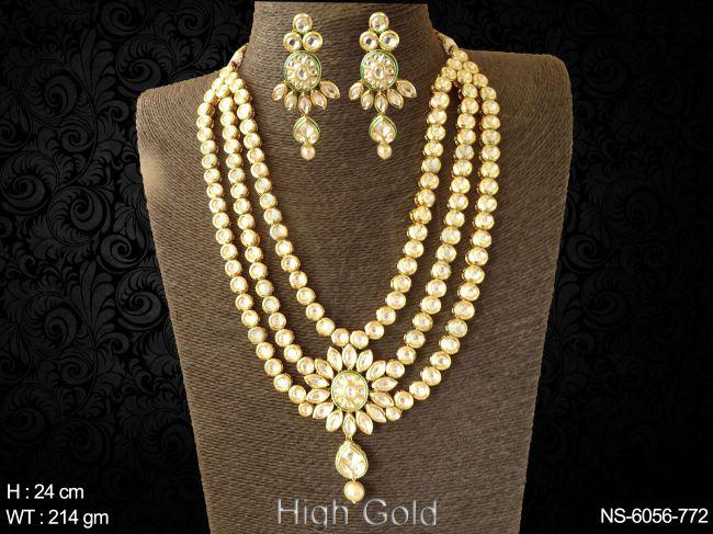 NS-6056-772-WHITE