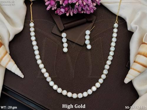 NS-18232-137-WHITE